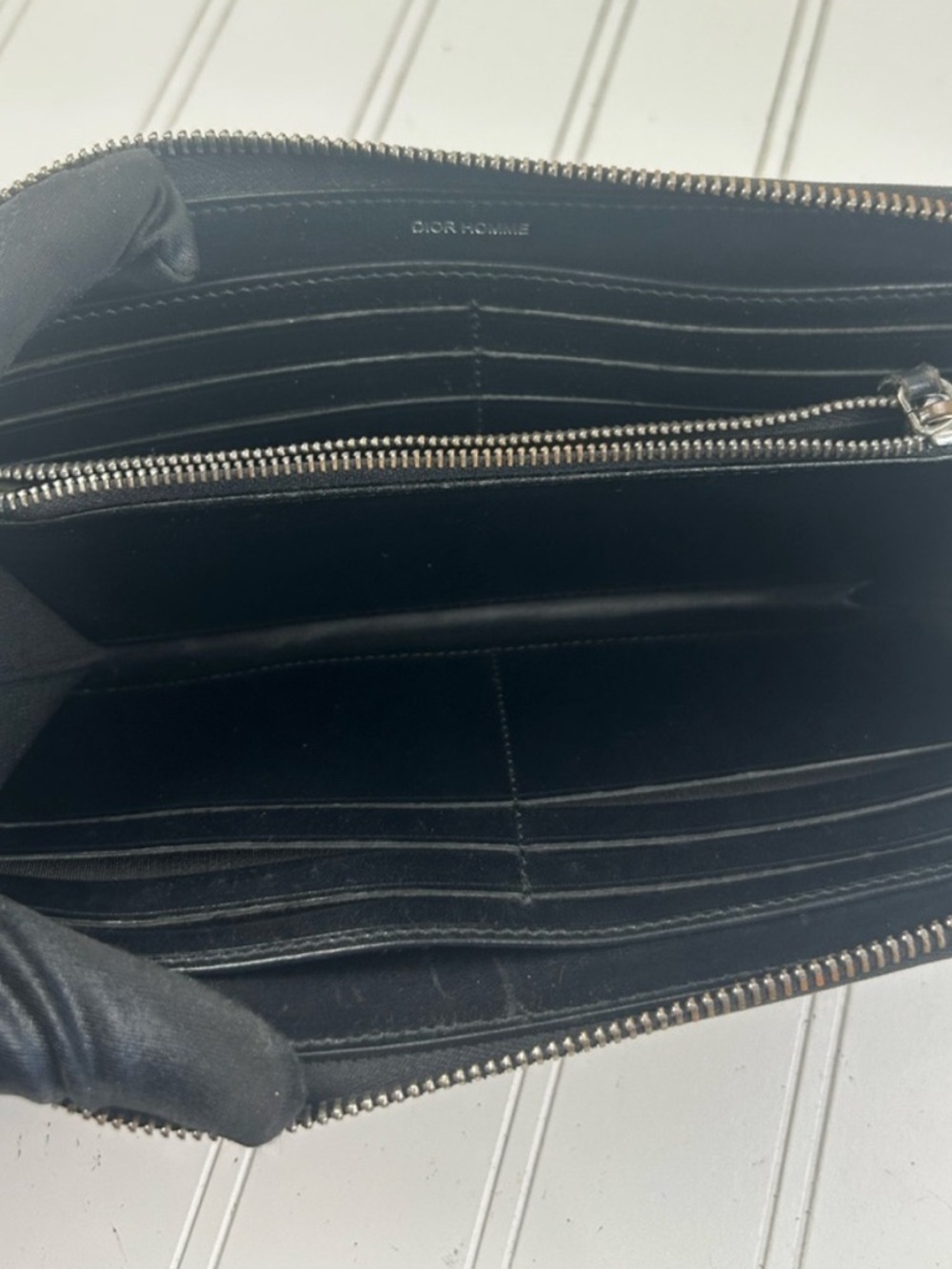 Rehab wallet, Dior Black Leather Zip-Around Wallet. - Picture 11 of 15